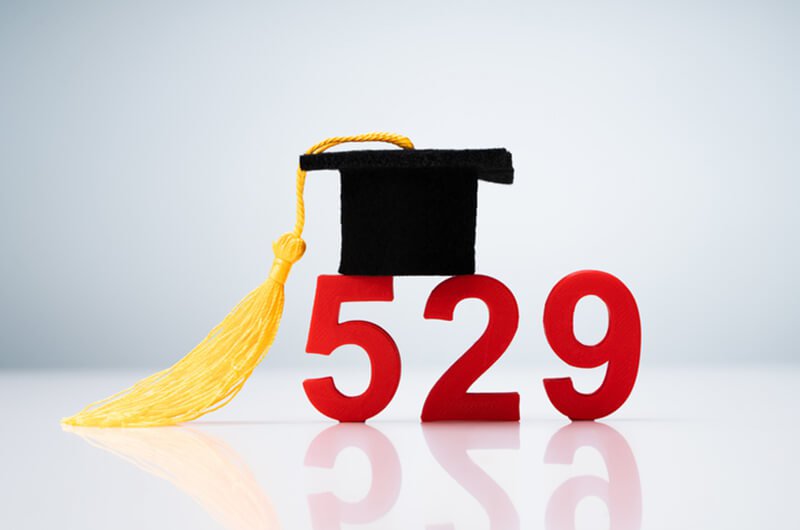 529 graduation hat - financial and college savings planning services farmington c